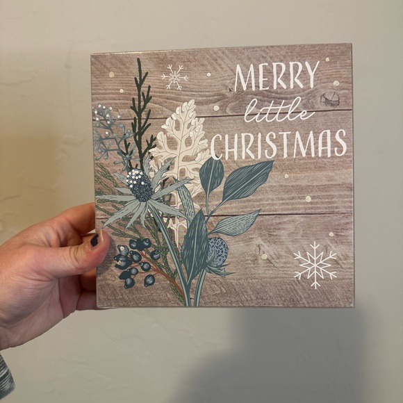 Merry Little Christmas Wooden Sign - Picture 2 of 4